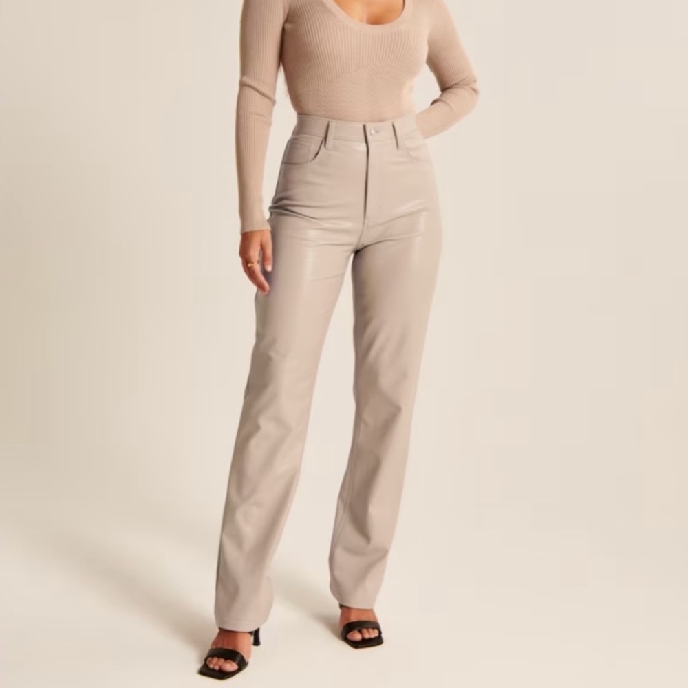 NWT Abercrombie Curve Love Vegan Leather Straight Pant